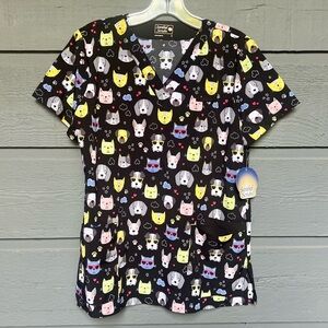 SANIBEL SCRUBS TOP DOGS CATS PRINT  SIZE SMALL  NEW